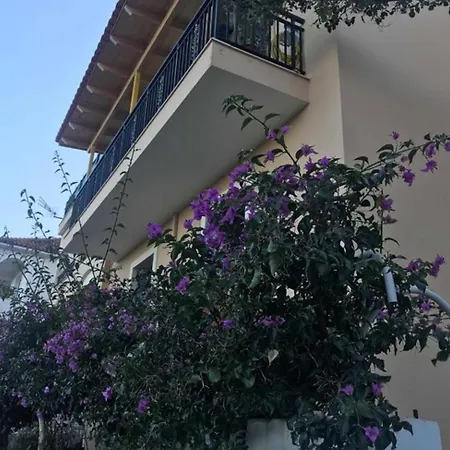 Marinos Hotel 3*